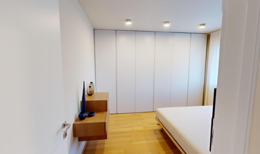 Elegant 2-room apartment with balcony and fully furnished in Bolzano, South Tyrol Italy