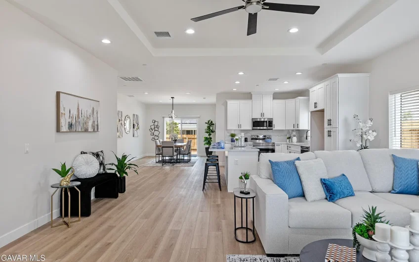 Newly built 4 bedroom home in Walpole Ave, California City CA USA