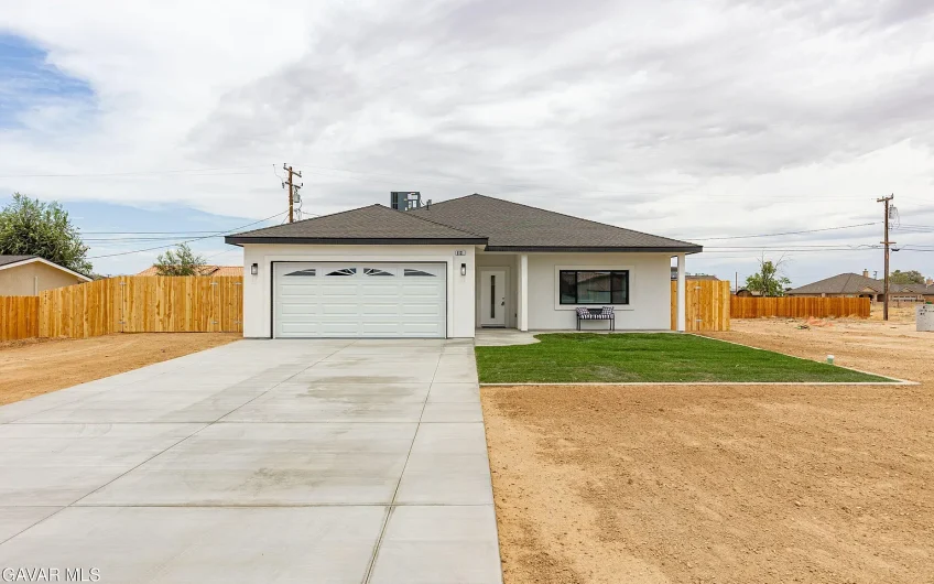Newly built 4 bedroom home in Walpole Ave, California City CA USA