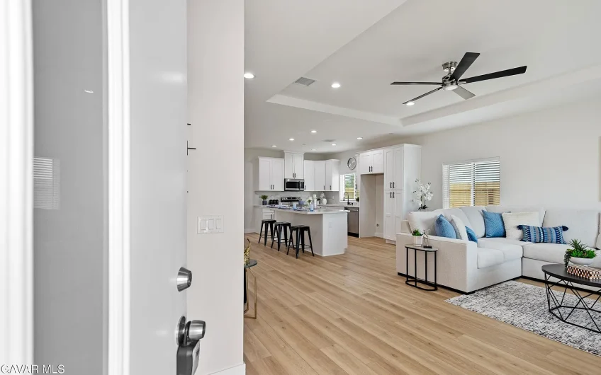 Newly built 4 bedroom home in Walpole Ave, California City CA USA